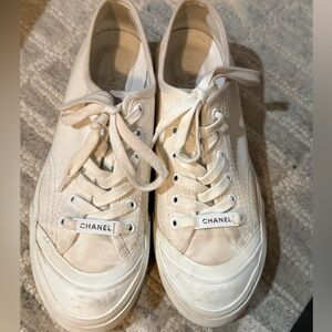 Authentic CHANEL Weekender Trainers Canvas Sneakers Size 40 Box Dust Bags